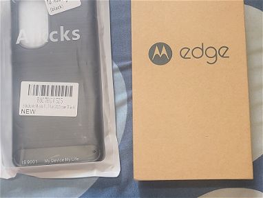 Motorola Edge 2020 New en su caja , ud le quita el sello, se da con cover al 52928057 - Img 62975005