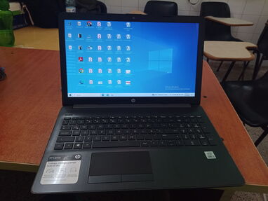Laptop usada HP Intel core i5 10ma generación 250 USD. - Img 65918468