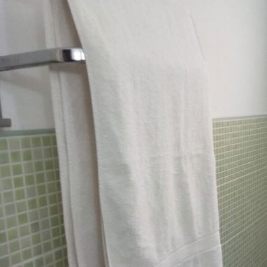 SE VENDEN TOALLAS BLANCAS - 5/5