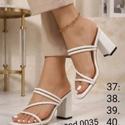 Tacones blancos 0035 - Img 58196429