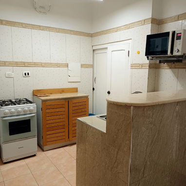 Rento amplio Apartamento de 2 dormitorioa y garaje privado en Miramar - Img 125576422