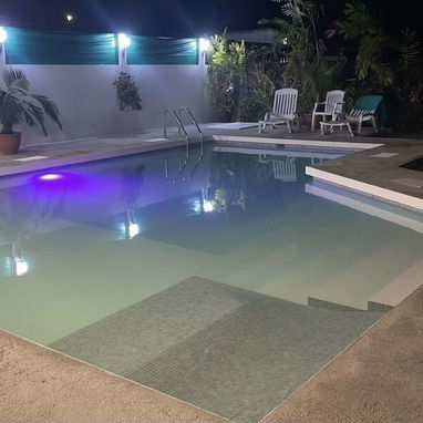 RENTA DE CASA LUJOSA CON PISCINA EN GUANABO - Img 118742022