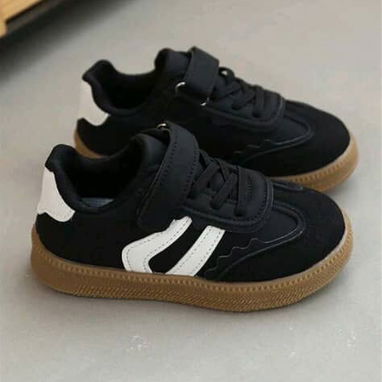 Zapatos de niños - Img 126692842