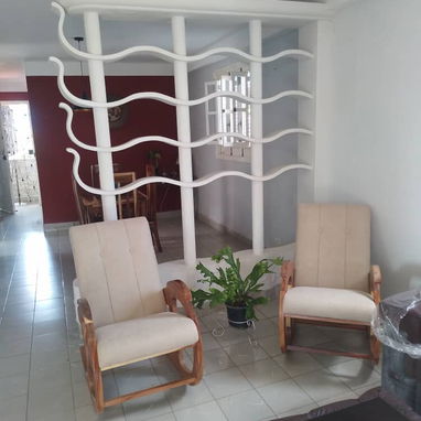 ​Alquiler Casa Biplanta (Planta Alta Independiente) - 2 Cuartos c/ Split, Calentador y Terraza Techada - Img 126451915