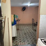 SE VENDE UN CUARTO EN SOLAR SAN RAFAEL Y INFANTA FRENTE AL CUPET - Img 54699996