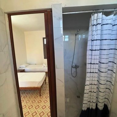 Excelente renta en el Vedado - Img 122833538