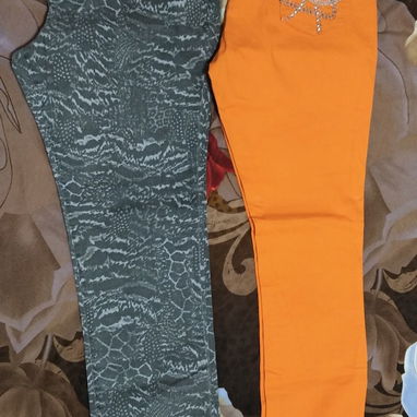Vendo bermudas elastizados de mezclilla - Img 109759109