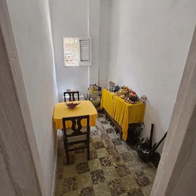Vendo apartamento en el vedado 2/4 próximo a linea y 12 - Img 125708257