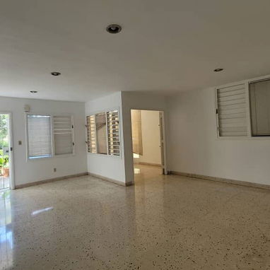 Venta apartamento bajos 3 cuartos garaje 57mil usd 53582376 - Img 118439220