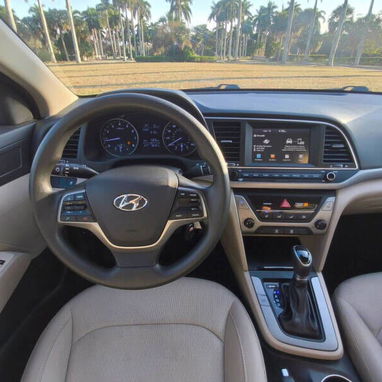 Hyundai Elantra 2017 en venta - Img 115109265