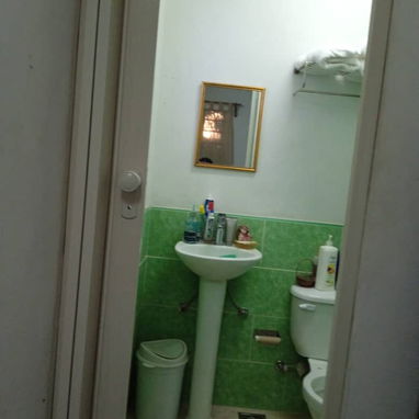 *Propiedad 34707* Apartamento en bajos de 2 cuartos, 2 baños y carposh, 25 mil USD - Img 123912258