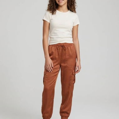 pantalones de mujer y chaleco de mezclilla - 9/10