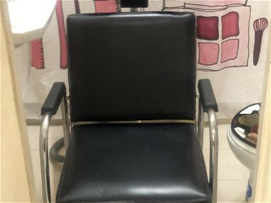 Lavacabezas y silla reclinable - Img 66248475
