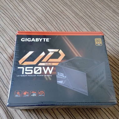 Fuente Full Modular GIGABYTE 750W - Img 123578847