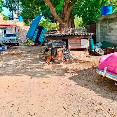 Venta de dos casas independientes en un terreno de 700 m² en Lawton . Las dos pcasad pertenecen a una sola propiedad. - 8/8