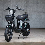 *BICIMOTO GRILLO* MARCA :JMD COLORES:  NEGRO CARACTERISTICA: 48V/45A -3000W BATERIA DE LITIO DIMENSIONES: 155X38X70CM PR - Img 58286104