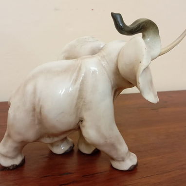 Bello elefante antiguo italiano firmado por Guido Cachapotti - Img 122039077