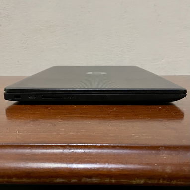 HP Laptop 14 AMD Athlon Silver - Img 117152836