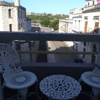 🛋️🛏️ Apartamento privado en Habana Vieja – 3 habitaciones con baño privado REF 1333 - Img 95113331
