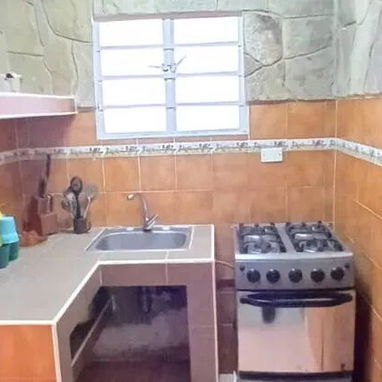 IG Casa con piscina y respaldo energético en Guanabo para parejas o grupos de hasta 9 personas. GUA-001 - 5/8