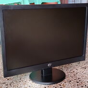 Se vende Monitor LCD (LED blacklight) de 19 pulgadas. - Img 45612343