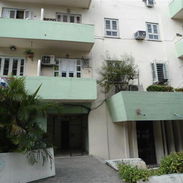 Pequeño apartamento en el Vedado. - Img 53750940
