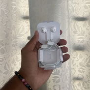 Earpods entrada Tipo C y Tipo Lightning - Img 57599382