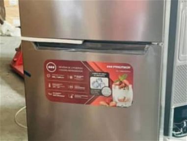 Refrigerador de 7.6 pies. Nuevo en su caja!! - Img main-image