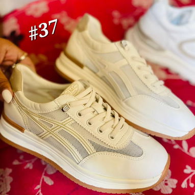 Tenis en Venta, varios modelos - Img 118379207