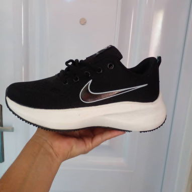 Variedad de tenis calidad g5 - Img 123613517