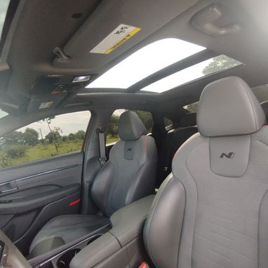 Vendo o negocio yhunday sonata del 2024 N line con 11 millas título limpio - Img 103276688