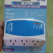 Protector de voltaje de 110 v de 15A de tres tomas - Img 55799596