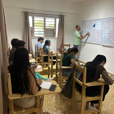 LOCAL PARA CURSOS, TALLERES, REPASOS... - Img 126892796