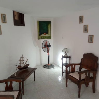 Apartamento en el corazón del Vedado! - Img 122717987