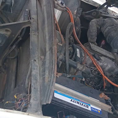 En venta 📢 🚙Osmovil del 56       Detalles⚙️ Motor Hyundai  Caja 4 de Mercedes automatica Enmangado de wa - Img 125159688