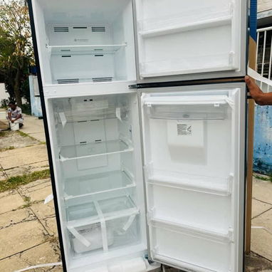 REFRIGERADOR ROYAL CON DISPENSADOR DE AGUA,DE 15 Y 11 PIES - Img 123555590