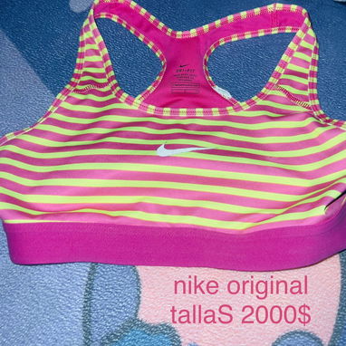 camisetas Nike de mujer originales - Img 124688593