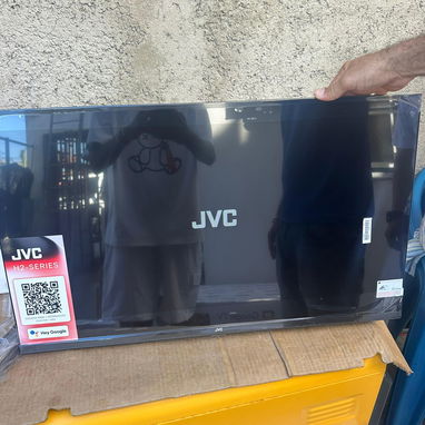 Smart TV 32 pulgadas JVC FHD Google TV Precio $220 USD transporte incluido Factura y Garantía - Img 120228004