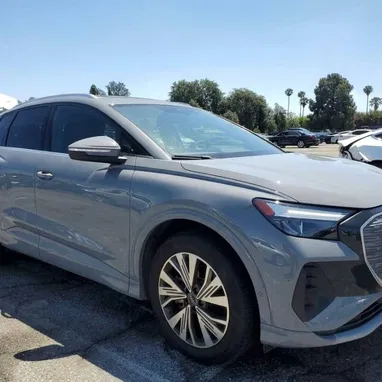 Audi etron q4 2024..add - 3/5