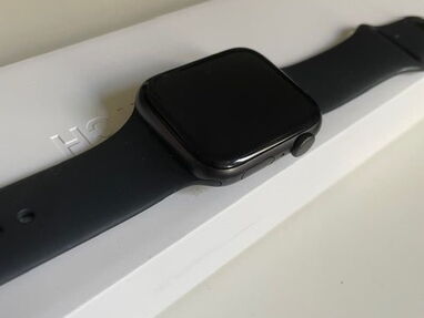 Apple Watch serie 8 - Apple Watch serie 7 - Apple Watch SE de 2da generación todos nuevos 0km doy garantía de 1 mes - Img 44538432