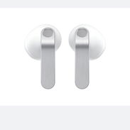 Galaxy Buds4 Audífonos Inalámbricos Bluetooth con Cancelación Activa de Ruido Adaptativa - Img 57502662