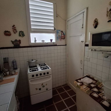 Se vende apartamemto cerca de Prado y la Embajada de España - 5/10