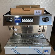 Molinillo de café con recipiente de 1 kg, dosificación entre 5-12 gramos, nuevo en caja - Img 56077887
