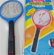 Raqueta eléctrica mata mosquito y mosca - Img 45782318