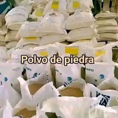 Tengo arena lavada, gravilla y polvo de piedra llamar o escribir al WhatsApp - 2/3