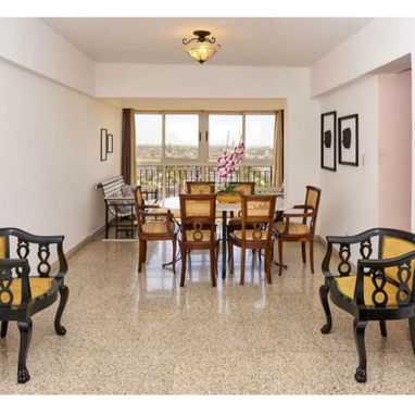 900 USD .HAY PANEL SOLAR ,RENTO LINEAL PROPIEDAD HORIZONTAL DE 3 HABITACIONES, EN EL VEDADO POR LINEA Y PASEO 52501177 - Img 126023953