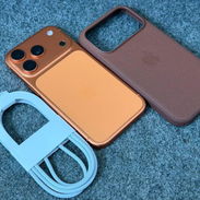 iPhone 17 Pro 256gb 100% (79 ciclos de carga) 🟠 - Img 57185250