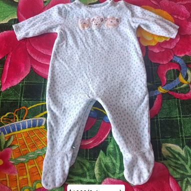 Ropita para bebé hembra y varón de 3 a 6 meses - Img 116474639