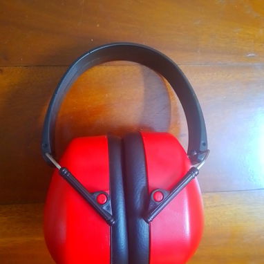 PROTECTOR AUDITIVO / CANCELADOR DE RUIDO / AUDIFONO CASCO PROTECTOR CONTRA RUIDOS FUERTES Y MOLESTOS / - Img 96225082