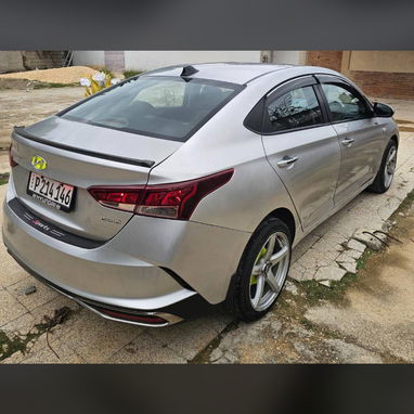 Vendo o negocio, Hyundai accen , 2021, pintura de fábrica con todos los tikis - Img 113027525